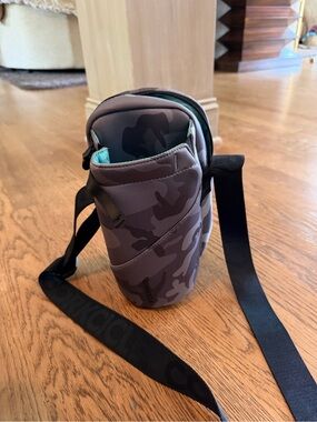Corkcicle Gray Camouflage Neoprene Crossbody Sling Bag